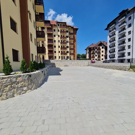 Despotlux & Ζλάτιμπορ